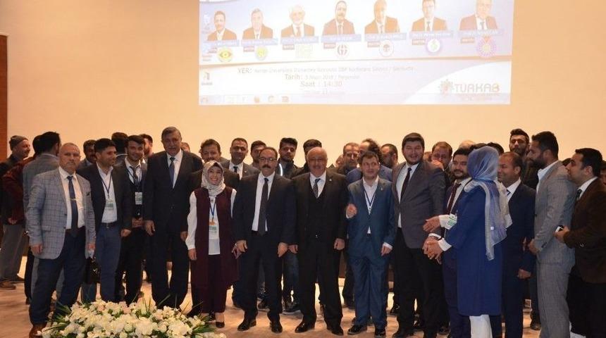 Rekt&ouml;r Durmuş, &lsquo;kamp&uuml;sten Kardeşliğe Bakış&rsquo; Paneline Katıldı