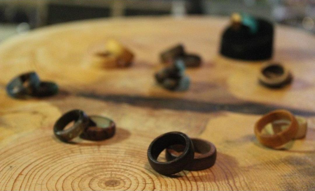 (&ouml;zel Haber) Ahşap Y&uuml;z&uuml;kler Altınla Yarışıyor