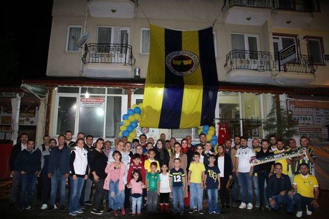 Gediz Fenerbahçeliler Derneği’nden İftar