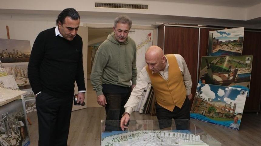 Sanat&ccedil;ı Mehmet Aslantuğ, Başkan Altınok &Ouml;z&rsquo;e Konuk Oldu