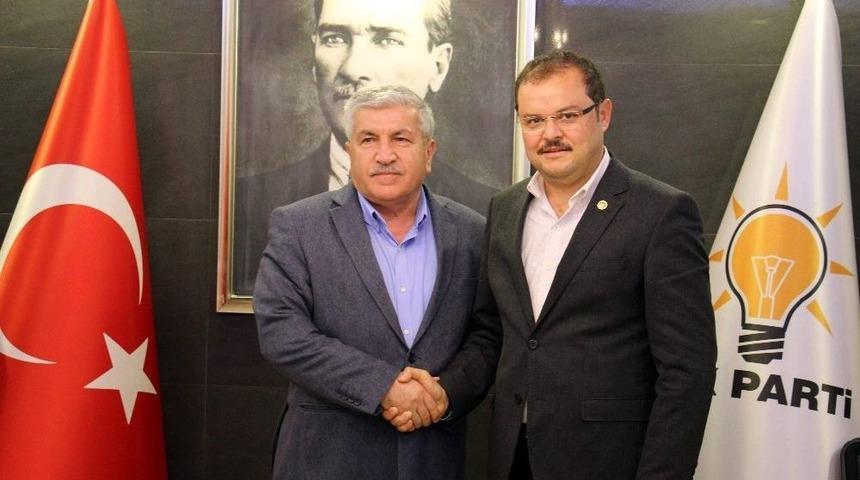 Aydın Ak Parti 17 İl&ccedil;enin Yeni Y&ouml;netimlerini Temay&uuml;lle Belirleyecek