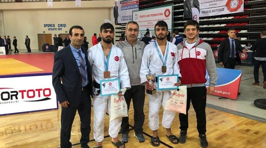 Cengizhan&rsquo;dan Altın, Ertuğrul&rsquo;dan Bronz Madalya