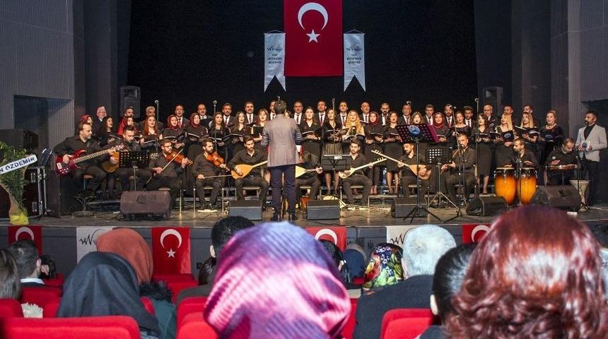 Van&rsquo;da &lsquo;t&uuml;rk&uuml;lerle Anadolu&rsquo; Konseri