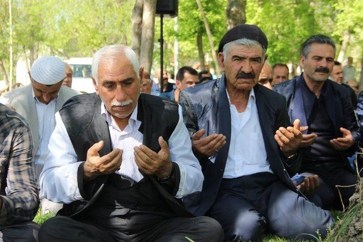 Bismilliler Yağmur Duasına Çıktı G5