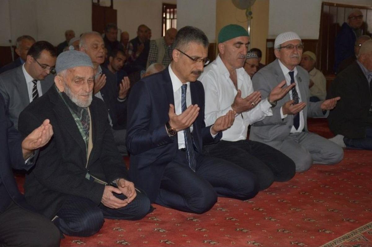 Şehit Polisler İ&ccedil;in Mevlit Okutuldu