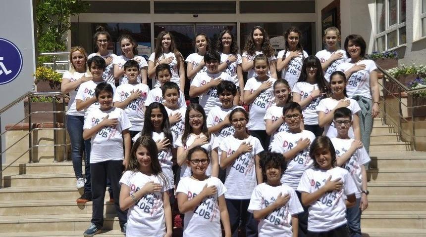 Gkv&rsquo;liler Believers&rsquo;i İngilizce Sahneleyecek