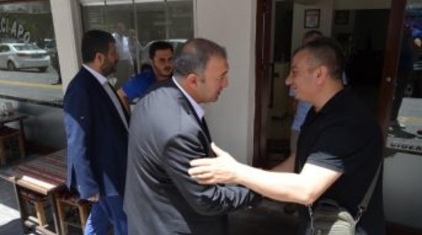 Ak Parti Milletvekili Adayı Erdal Atik, Esnafı Ziyaret Etti
