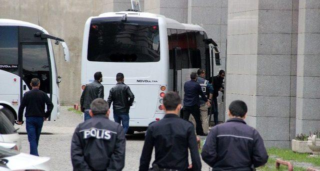 Erzurum’da 2 Kişinin Öldüğü Kavganın 17 Şüphelisi Adliyeye Sevk Edildi