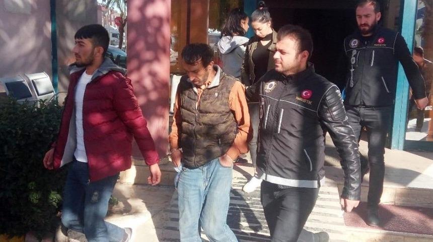 Antalya&rsquo;da Uyuşturucu Operasyonu: 3 G&ouml;zaltı