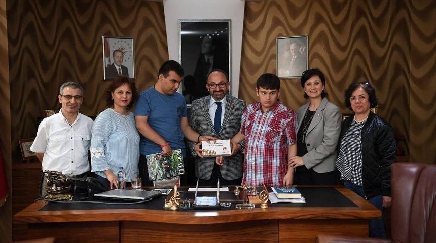 Ko&ccedil;-der&rsquo;den Başkan &Uuml;z&uuml;lmez&rsquo;e Tebrik