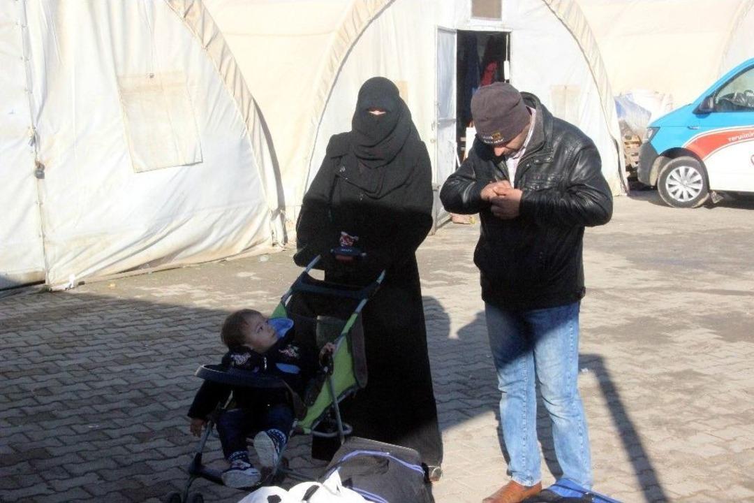 (&ouml;zel Haber) Suriyeliler Bir Daha D&ouml;nmemek &Uuml;zere &Uuml;lkelerine Gidiyor