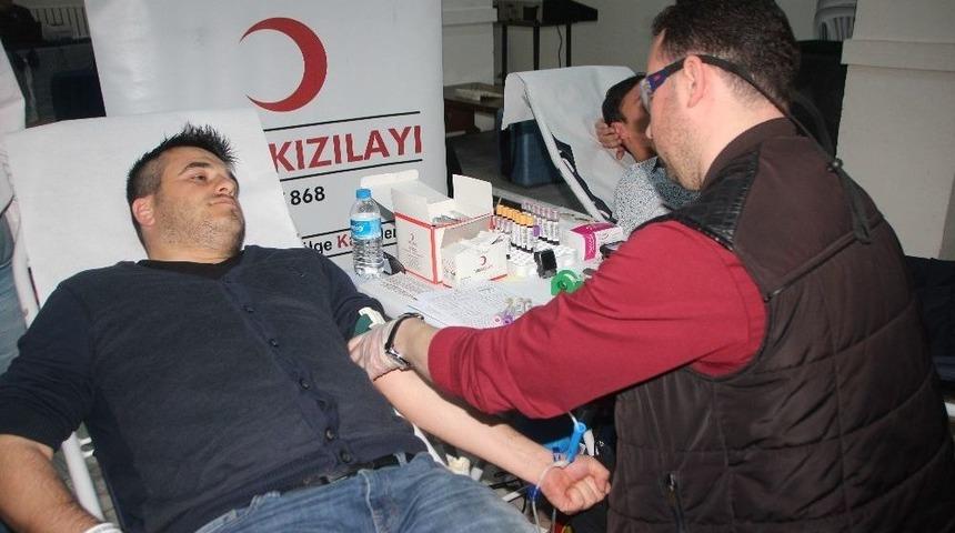 Avukatlardan Kan Bağışı