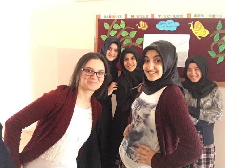 İngilizce Öğretmenlerinden Bağımlılıkla Online Mücadele Projesi G4