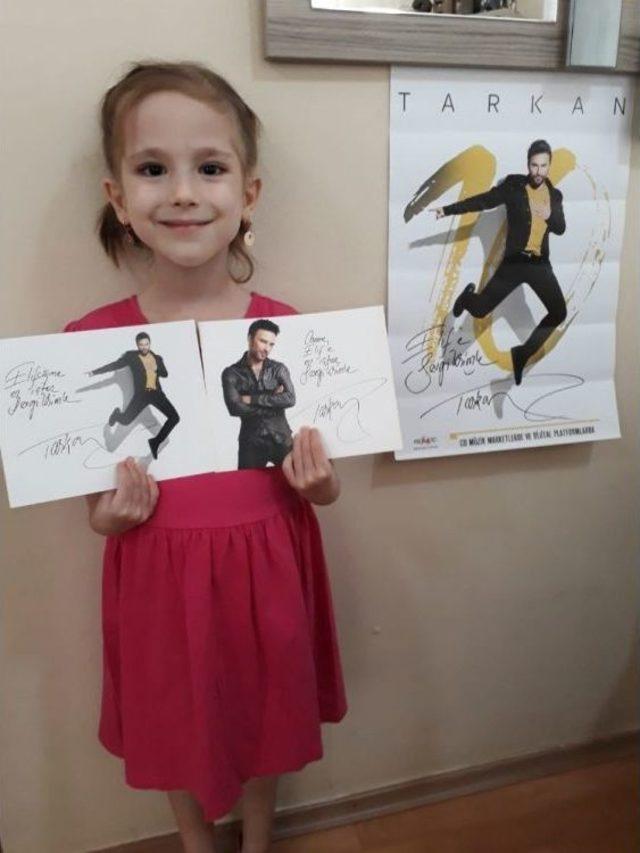 Megastar Tarkan’dan Alkışlanacak Davranış 3