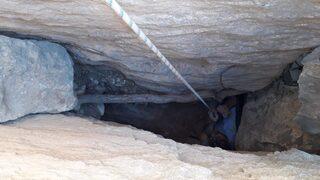 İtfaiyeden 3 Saatlik Keçi Kurtarma Operasyonu