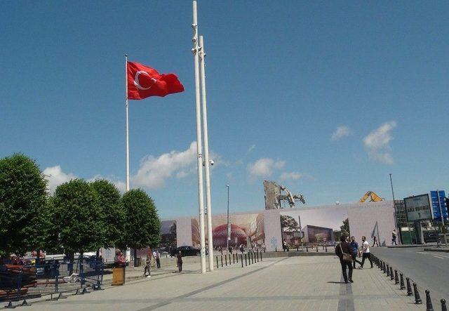 Atatürk Kültür Merkezi’nin Yıkımında Son Duvar