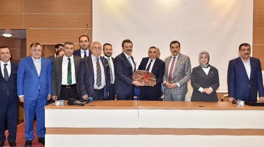 Bakan T&uuml;fenkci&rsquo;den Mtso&rsquo;ya Ziyaret