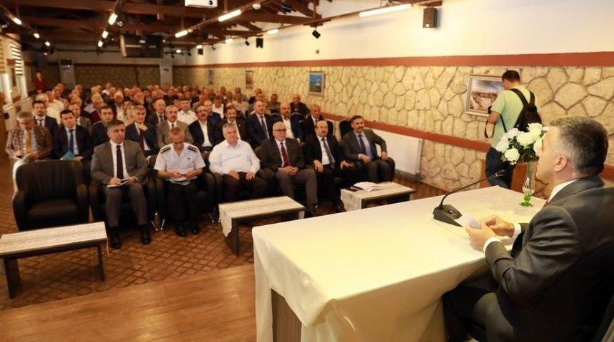 Vali Bilgin Muhtarlarla Bir Araya Geldi