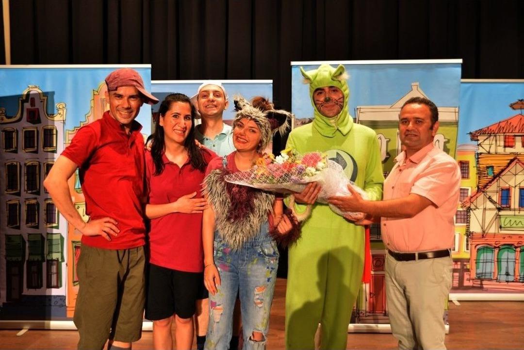 &Ccedil;evre Bilinci Tiyatro İle Arttırılıyor