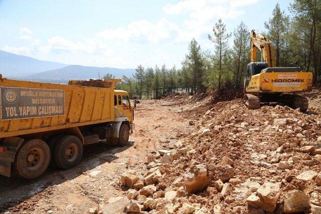 Büyükşehir’den Toki Hastane Arasına Alternatif Yol