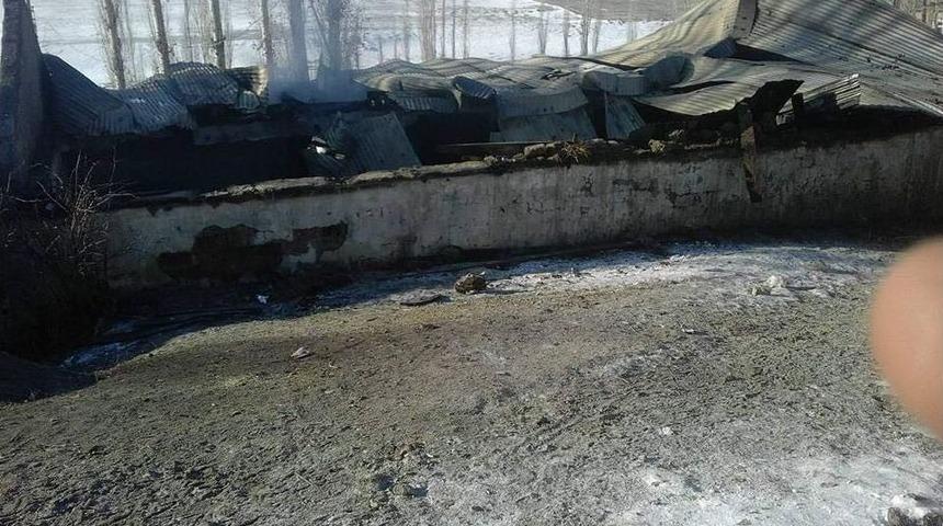 Yanan Ahırda 17 B&uuml;y&uuml;kbaş Hayvan Telef Oldu