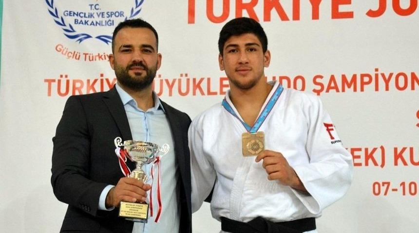 Şişmanlar Judoda Tarih Yazmaya Devam Ediyor