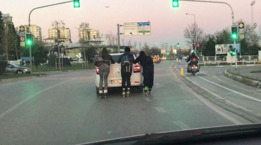 Patenli Gen&ccedil;ler Trafikte Tehlike Sa&ccedil;tı