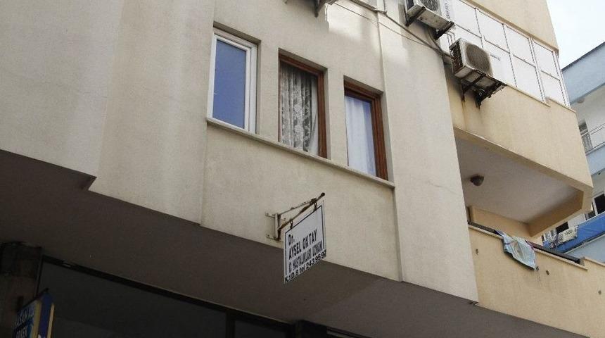 Antalya&rsquo;da Kadın Doktora Randevulu Gasp