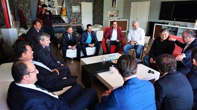 Eskişehirspor&rsquo;a S&uuml;rpriz Ziyaret 1