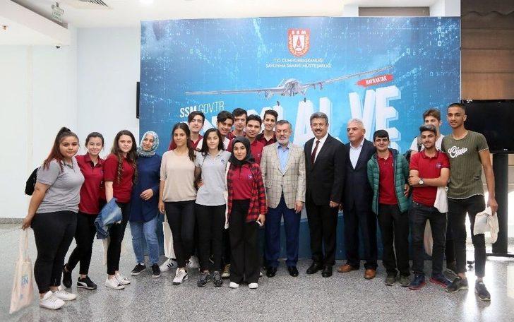 Genç Siber Kahramanlar Ödüllendirildi G1