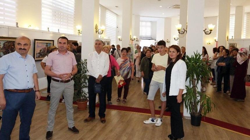 Kat-ı Kursiyerlerinin Eserleri G&ouml;r&uuml;c&uuml;ye &Ccedil;ıktı