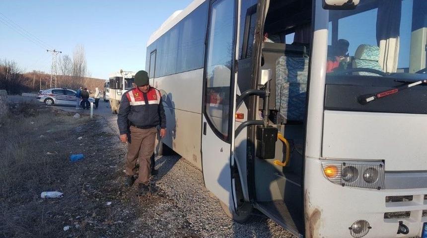 Beyşehir&rsquo;de, Jandarma Timlerinden Servis Ara&ccedil;larına Denetim