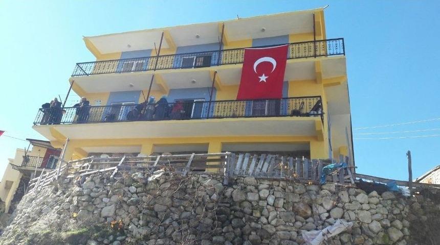 Şehit Ateşi Mersin&rsquo;e D&uuml;şt&uuml;