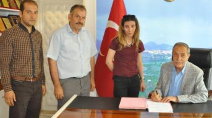 G&ouml;lbaşı G&ouml;lleri &Ccedil;evre D&uuml;zenlemesi Projesinin S&ouml;zleşmesi İmzalandı