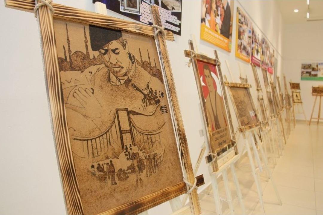 Okuldan "ahşap &Uuml;r&uuml;nleri Sergisi"