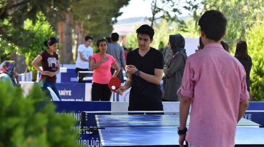 &Ouml;ğrenciler Doyasıya Masa Tenisi Oynadı