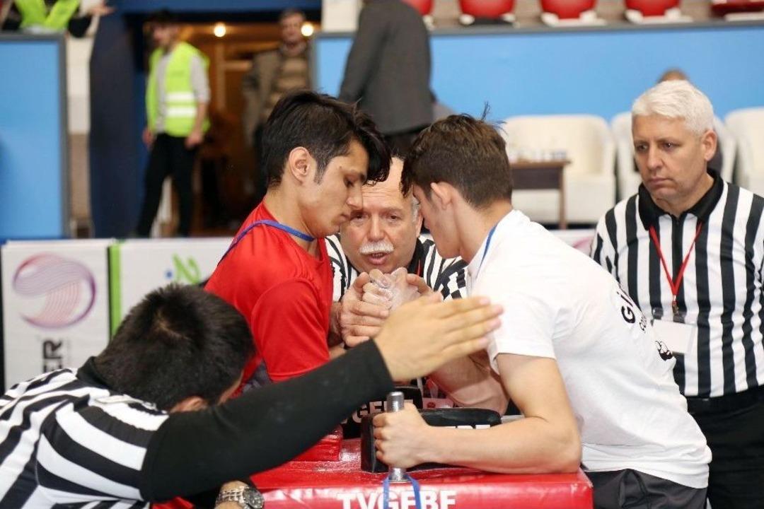 Gen&ccedil;lerin Bilek G&uuml;reşi M&uuml;cadelesi Tamamlandı