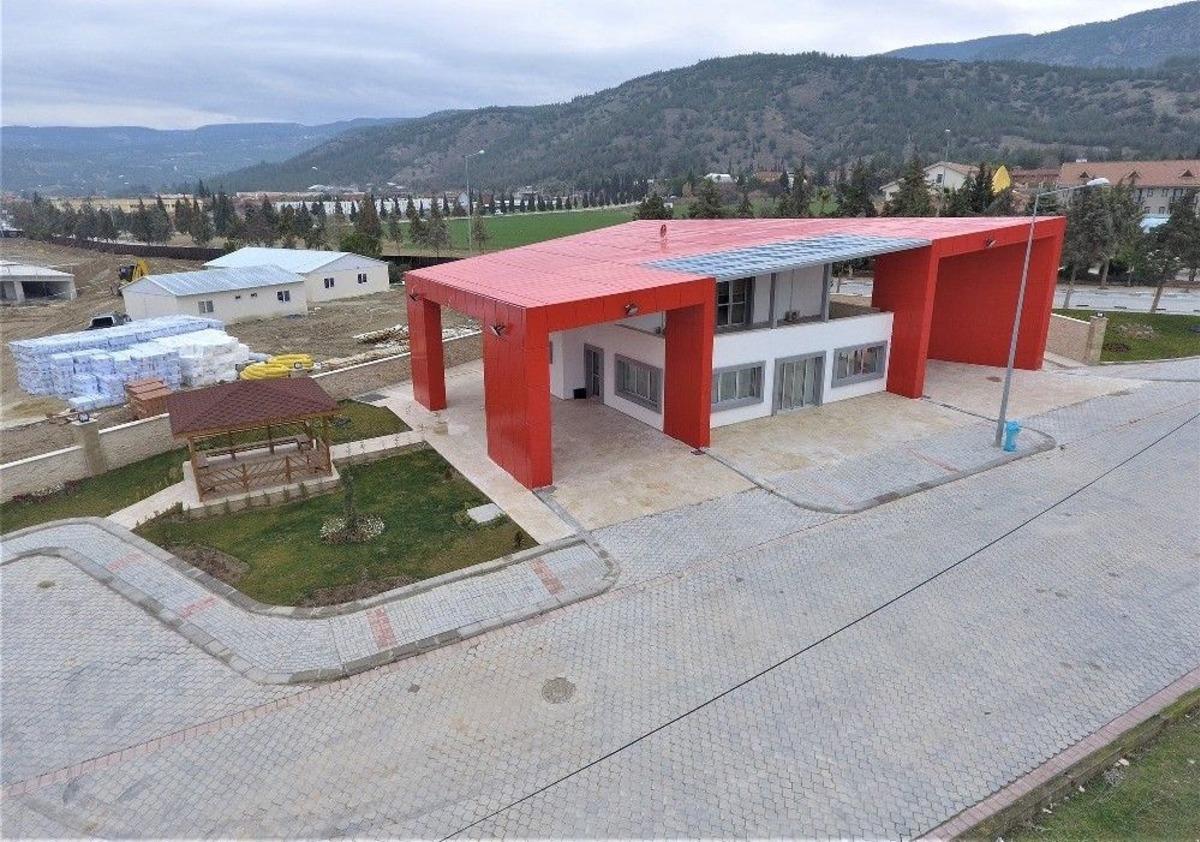 Pamukkale Belediyesi 4 Yılda İl&ccedil;enin 4 Yanında Farkını Hissettirdi