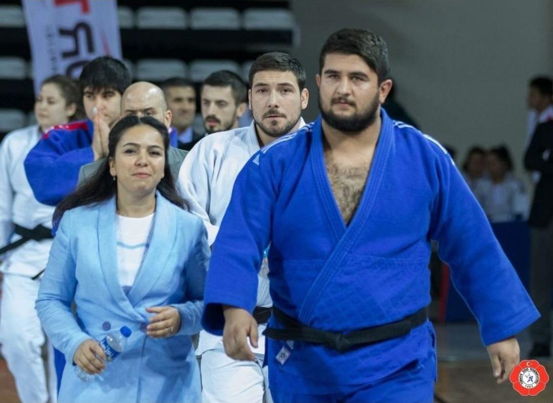 Salihli Belediyespor Judocusu T&uuml;rkiye İkincisi Oldu