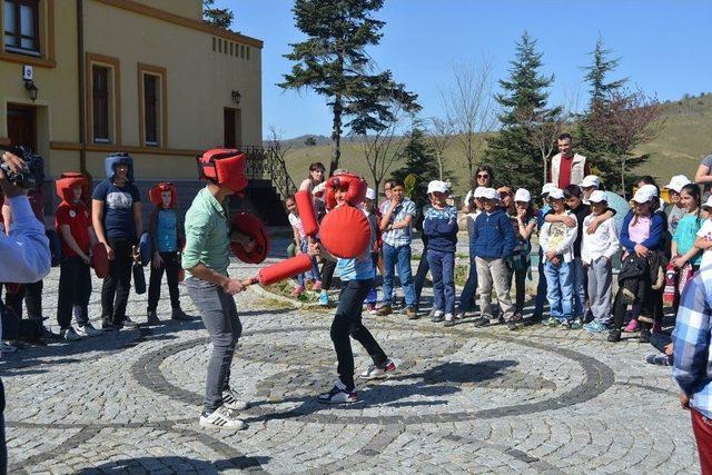 “biz Anadoluyuz” Projesi Kapsamında Ardahanlı Öğrenciler Bozüyük’te