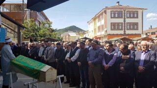 Arının Soktuğu Şahıs Hayatını Kaybetti