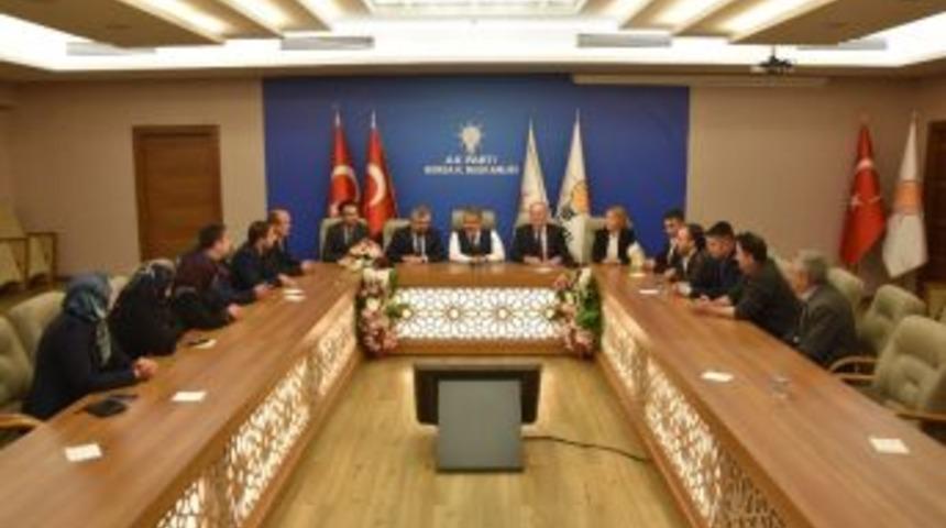 Salman: &ldquo;halkımızla El Ele Geleceğimizi Şekillendiriyoruz&rdquo;