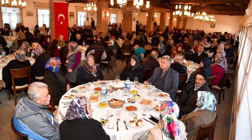 Altındağlılar Her Pazar Aynı Sofrada Buluşuyor