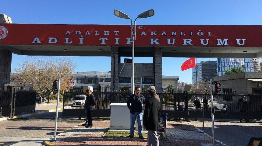 Bakırk&ouml;y&rsquo;deki Yıkımda Hayatını Kaybeden İş&ccedil;i Mustafa Yılmaz&rsquo;ın Cenazesi Adli Tıptan Alındı