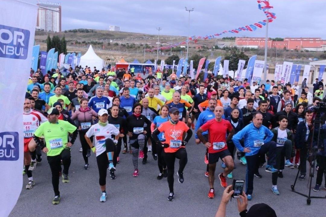 İstanbul K&uuml;&ccedil;&uuml;k&ccedil;ekmece&rsquo;de Koştu