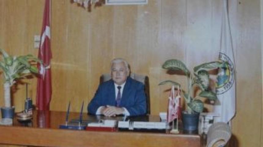 Eski Başkan &Uuml;nal Hayatını Kaybetti