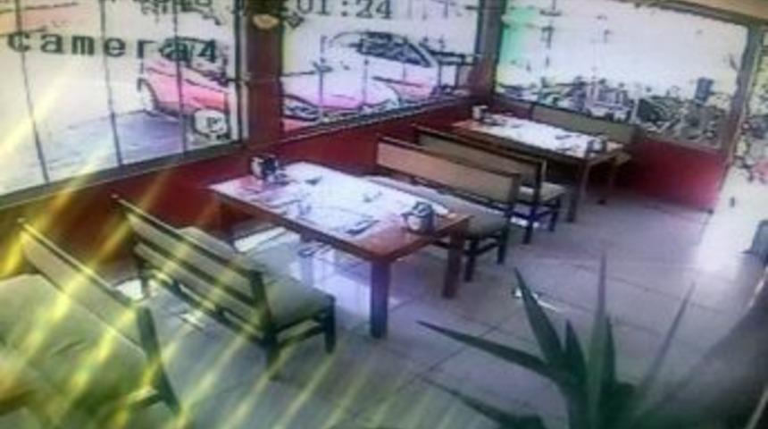 Başkent&rsquo;te İş&ccedil;i Servisi İle Minib&uuml;s &Ccedil;arpıştı: 5 Yaralı