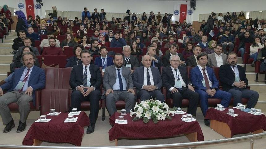 Km&uuml;, Enerji &Ccedil;alıştayına Ev Sahipliği Yaptı