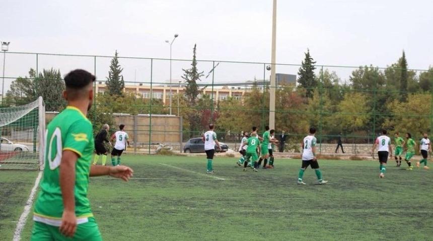 Türkiye Sağırlar Futbol Süper Ligi: Adıyaman Belediyesi İşitme Engelliler: 1 - İzmir Torbalı İşitme Engelliler: 3