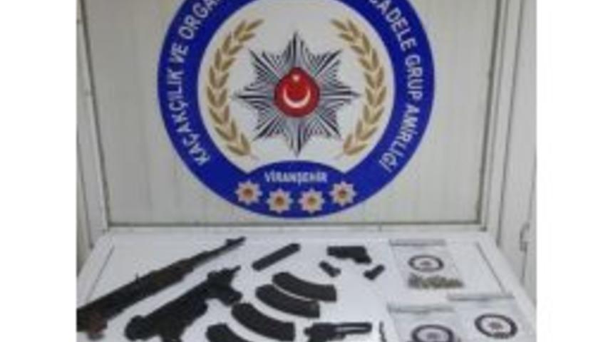 Bağ Evine Silah Ve Uyuşturucu Operasyonu